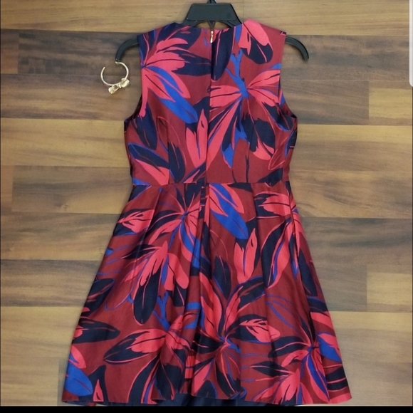 Draper James Autumn Bloom Love Circle dress 2 - Picture 7 of 12